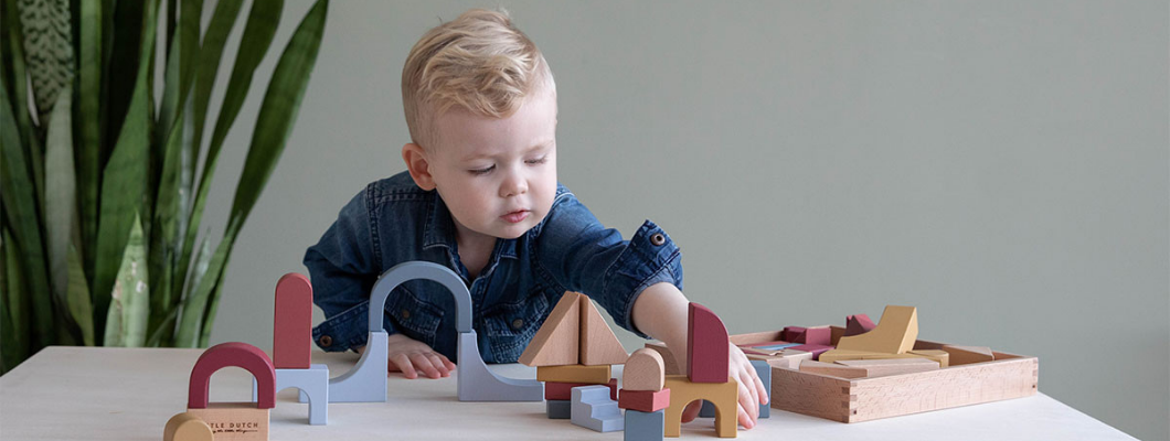Toto je TOP 9 Montessori hraček z ekologického dřeva